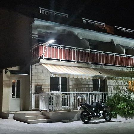 Luxury Apartments Oasis Lumbarda Exterior foto