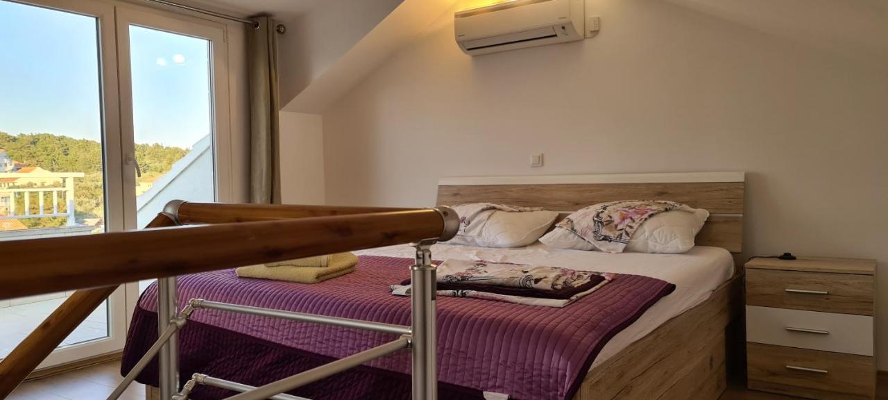 Luxury Apartments Oasis Lumbarda Exterior foto