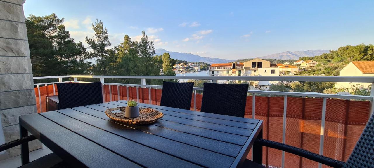 Luxury Apartments Oasis Lumbarda Exterior foto